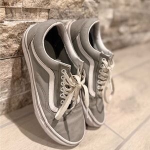 Classic Low-Top Skate Sneakers in Gray and White